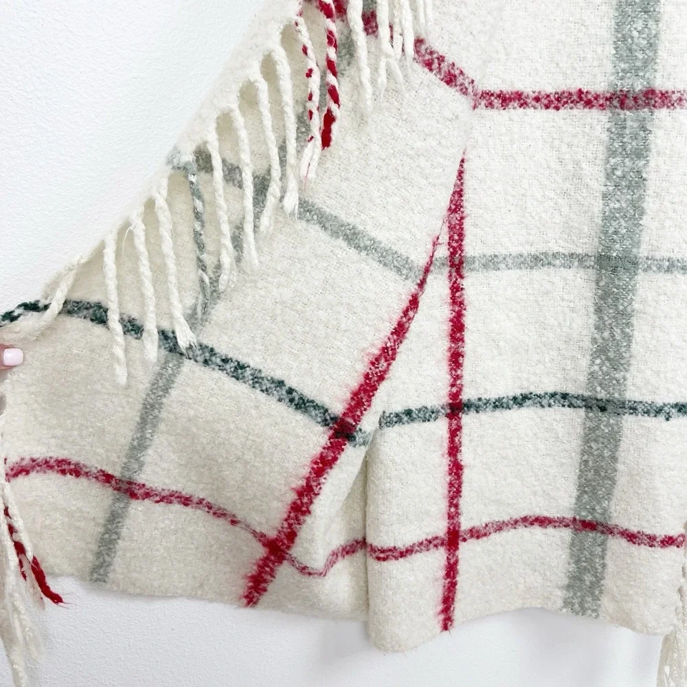 Pottery Barn Throw Blanket Cream Red Green Plaid